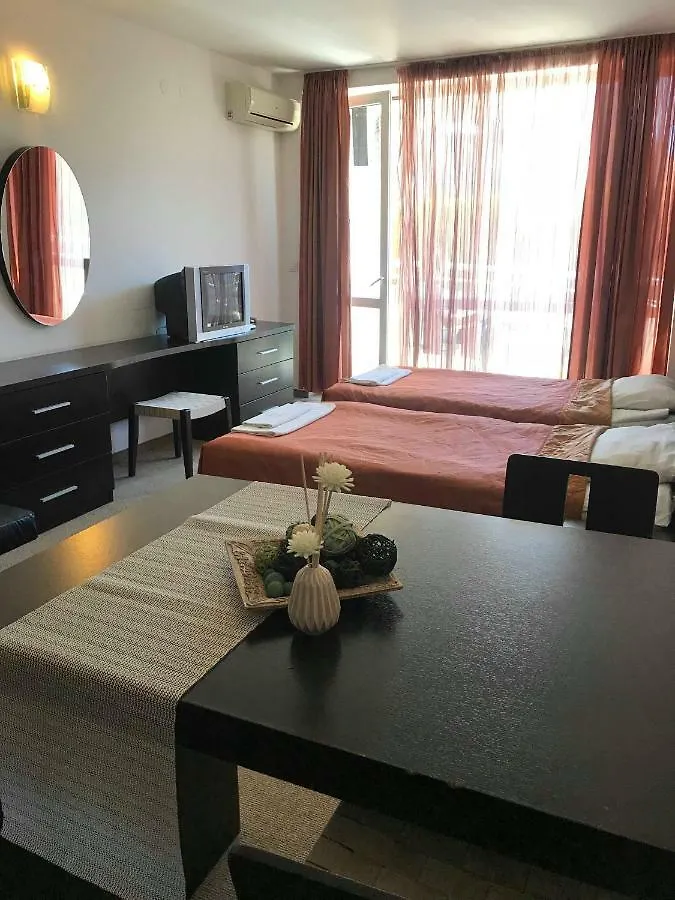 Sunny Apartment Relax & Spa Burgas 0*,