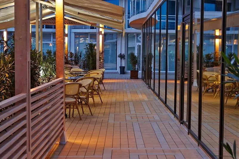 Sunny Apartment Relax & Spa Burgas City 0*,  Bulharsko